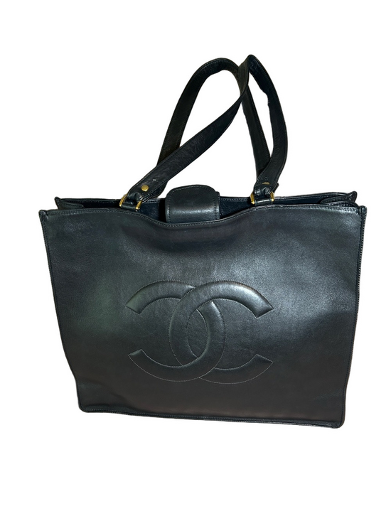 CHANEL Handbags - 434. CHANEL Black CC Leather Shoulder Tote